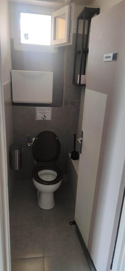 Logement Chambre Seul En Supplement Ou Dortoir Mixte Roquemaure  Kültér fotó